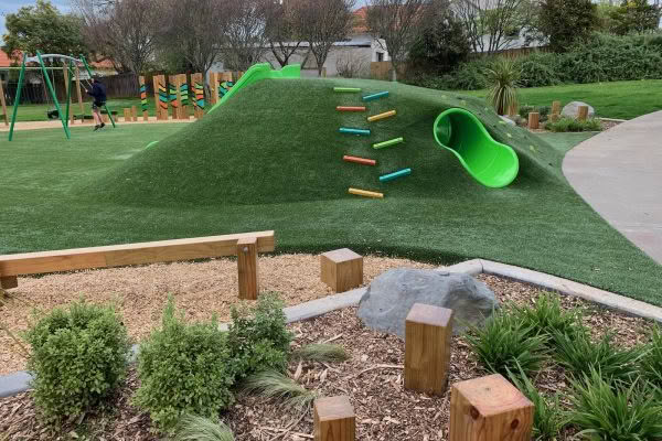 playground astro turf, playground surface options, playground flooring nz, outdoor playground matting nz, playground specialists, artificial turf for schools, playground surfaces for schools, playground turf